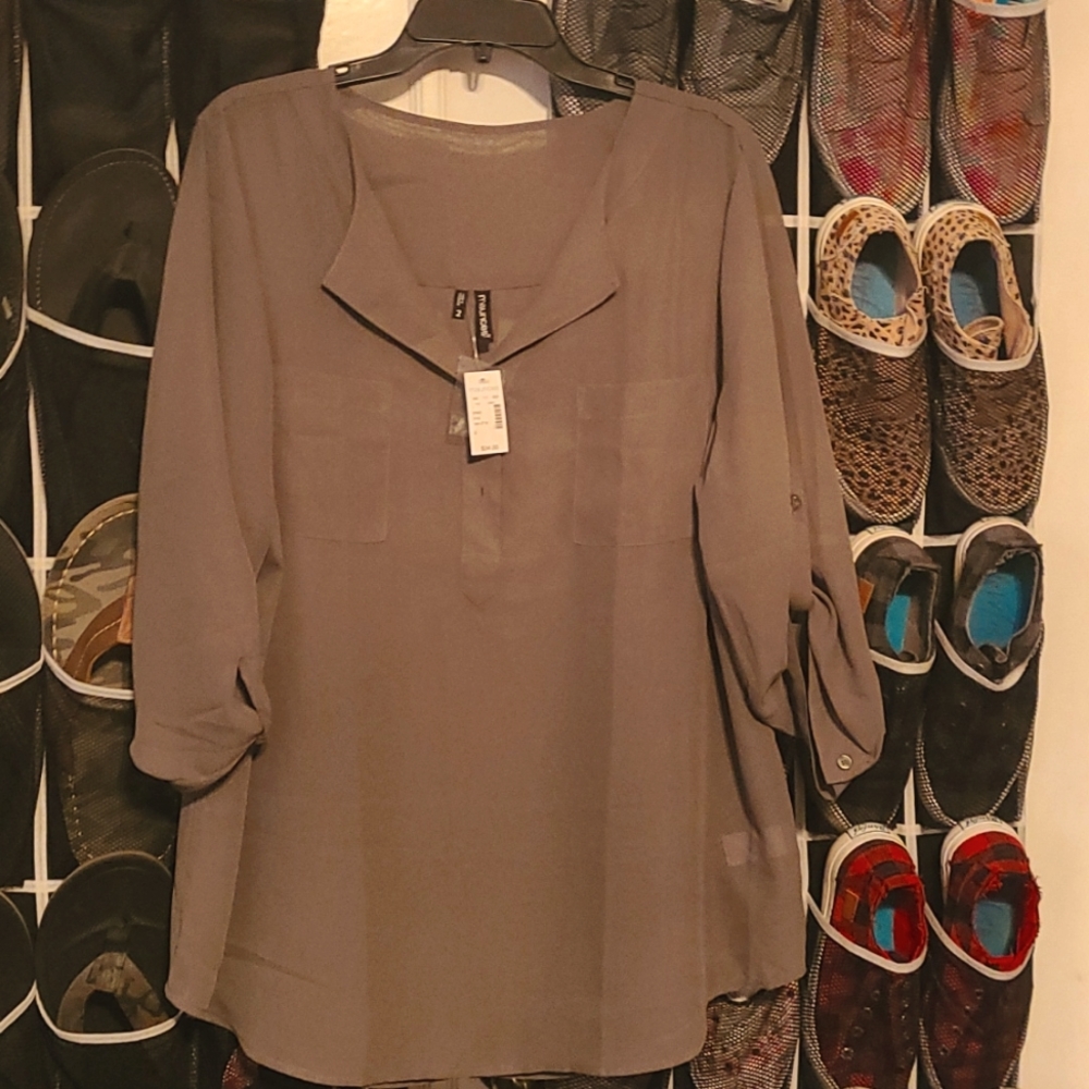 Maurices olive top